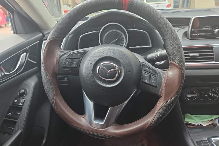 Used Mazda 3 Axela 2014 Sedan 1.5L Automatic Comfort Model Steering Wheel