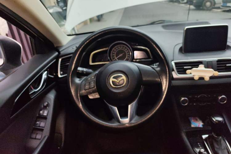 Used Mazda 3 Axela 2014 Sedan 1.5L Automatic Luxury Model Steering Wheel
