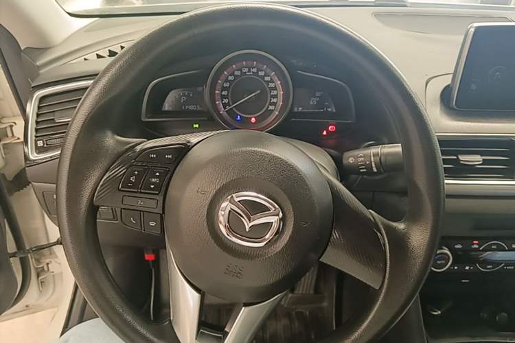 Used Mazda 3 Axela 2014 Sedan 1.5L Automatic Luxury Model Steering Wheel