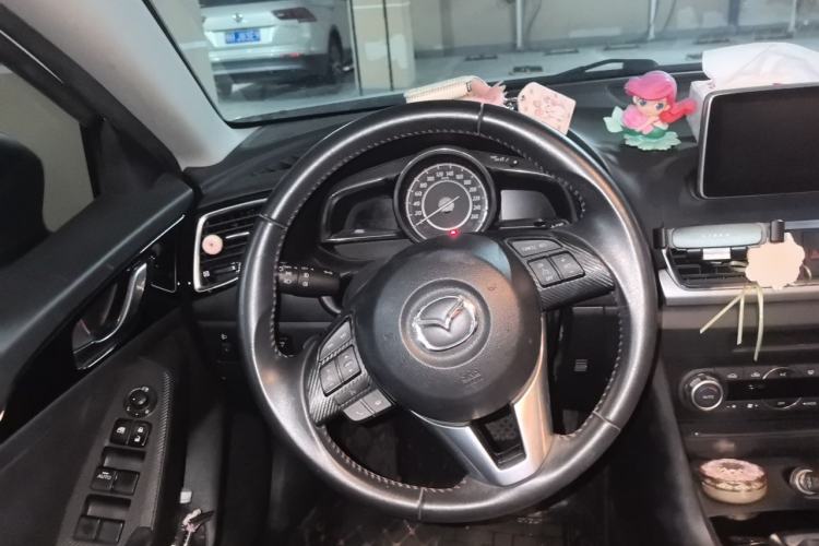 Used Mazda 3 Axela 2014 Sedan 2.0L Automatic Sport Model Steering Wheel