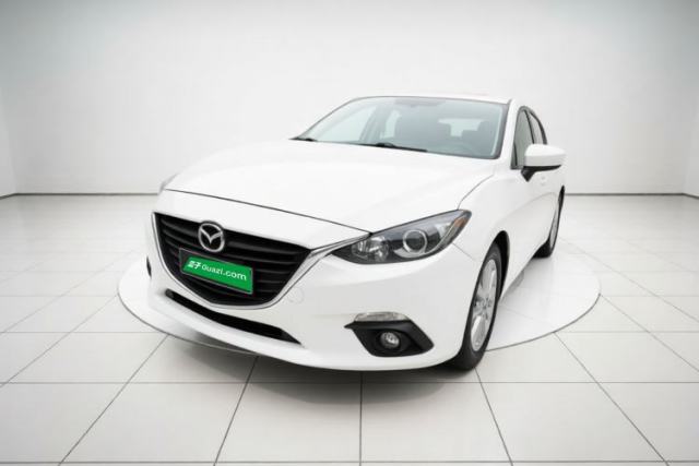 Używany Mazda 3 Axela 2014 Hatchback 1.5L Automatic Luxury Model