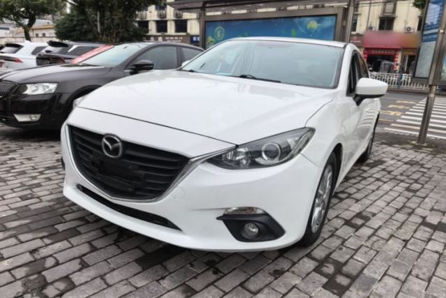 Used Mazda 3 Axela 2014 Hatchback 1.5L Automatic Luxury Model
