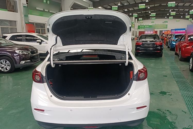 Used Mazda 3 Axela 2014 Sedan 1.5L Automatic Comfort Model Trunk