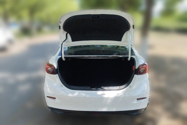Used Mazda 3 Axela 2014 Sedan 1.5L Automatic Comfort Model Trunk