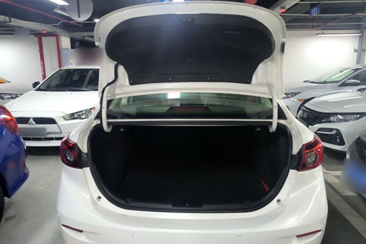 Used Mazda 3 Axela 2014 Sedan 1.5L Automatic Comfort Model Trunk