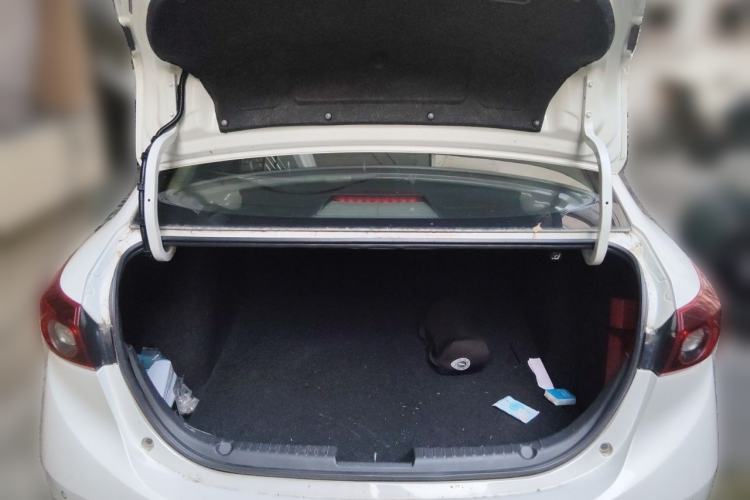 Used Mazda 3 Axela 2014 Sedan 1.5L Automatic Luxury Model Trunk