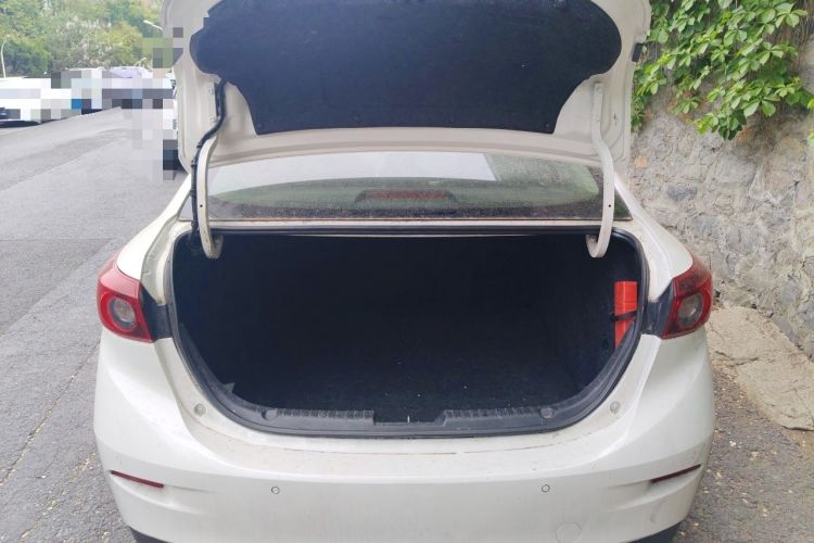 Used Mazda 3 Axela 2014 Sedan 2.0L Automatic Sport Model Trunk