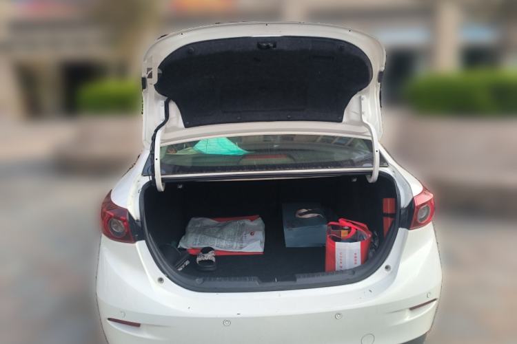 Used Mazda 3 Axela 2014 Sedan 1.5L Automatic Comfort Model Trunk