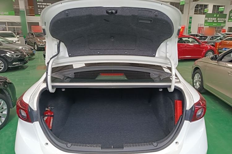 Used Mazda 3 Axela 2014 Sedan 1.5L Automatic Comfort Model Trunk