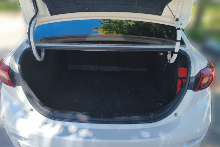 Used Mazda 3 Axela 2014 Sedan 1.5L Automatic Comfort Model Trunk