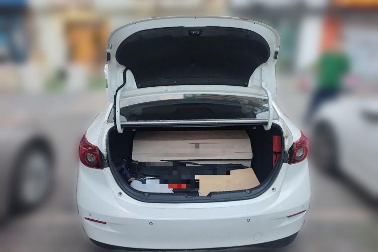 Used Mazda 3 Axela 2014 Sedan 2.0L Automatic Sport Model Trunk