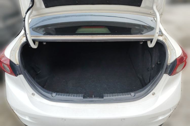 Used Mazda 3 Axela 2014 Sedan 1.5L Automatic Comfort Model Trunk