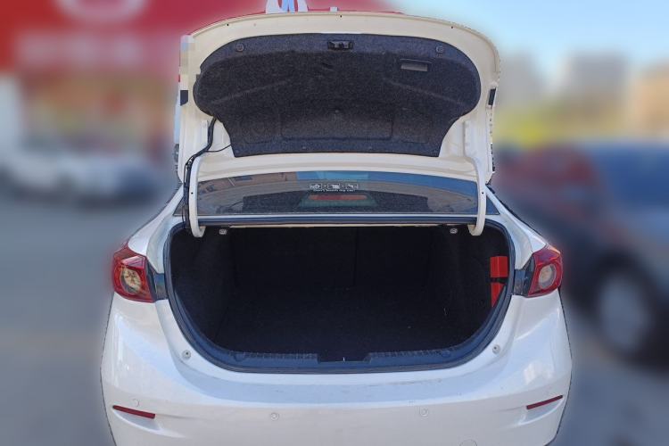 Used Mazda 3 Axela 2014 Sedan 1.5L Automatic Comfort Model Trunk