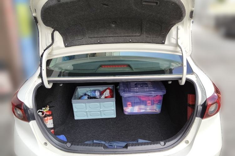 Used Mazda 3 Axela 2014 Sedan 1.5L Automatic Comfort Model Trunk