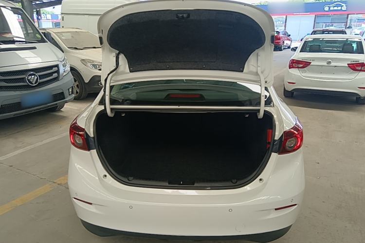 Used Mazda 3 Axela 2014 Sedan 1.5L Automatic Luxury Model Trunk