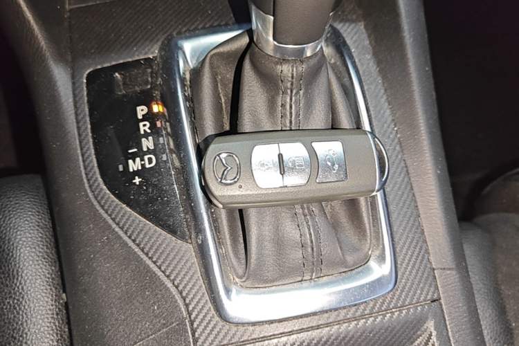 Used Mazda 3 Axela 2014 Sedan 1.5L Automatic Comfort Model Vehicle Key