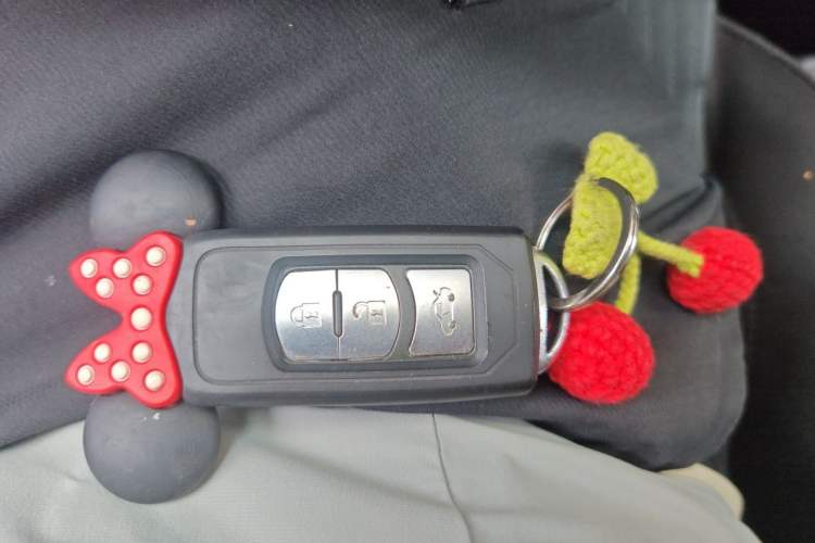 Used Mazda 3 Axela 2014 Sedan 1.5L Automatic Comfort Model Vehicle Key