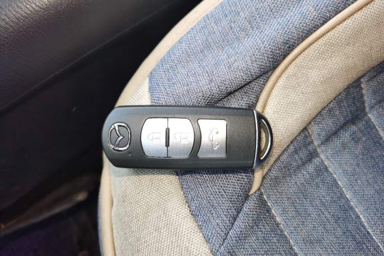 Used Mazda 3 Axela 2014 Sedan 1.5L Automatic Comfort Model Vehicle Key