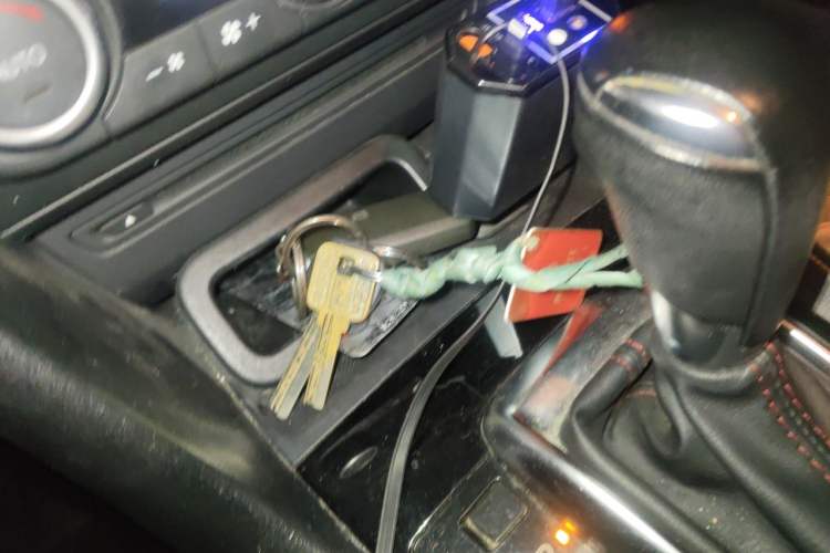 Used Mazda 3 Axela 2014 Sedan 2.0L Automatic Sport Model Vehicle Key
