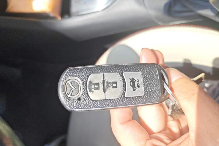 Used Mazda 3 Axela 2014 Sedan 2.0L Automatic Sport Model Vehicle Key