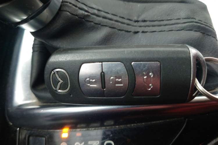 Used Mazda 3 Axela 2014 Sedan 1.5L Automatic Luxury Model Vehicle Key