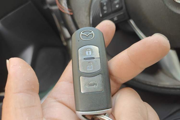 Used Mazda 3 Axela 2014 Sedan 1.5L Automatic Comfort Model Vehicle Key