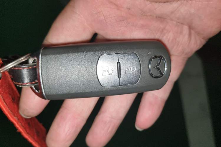Used Mazda 3 Axela 2014 Hatchback 2.0L Automatic Sport Model Vehicle Key