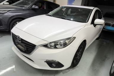 Used Mazda 3 Axela 2014 Sedan 1.5L Automatic Luxury Model