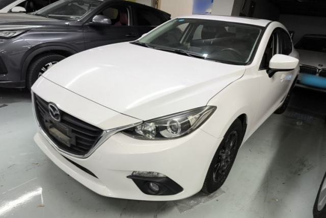Used Mazda 3 Axela 2014 Sedan 1.5L Automatic Luxury Model