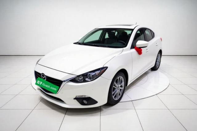 Mazda 3 Axela 2014 Sedan 1.5L Automatic Luxury Model usado