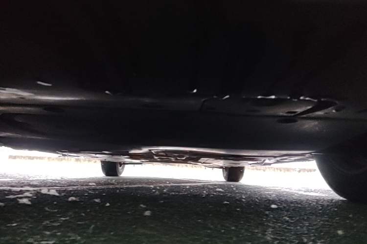 Used Mazda 3 Axela 2014 Sedan 1.5L Automatic Luxury Model Chassis Front