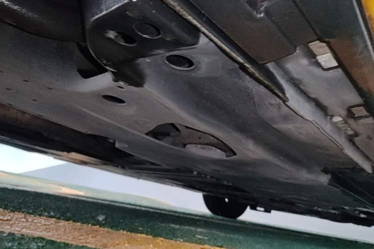 Used Mazda 3 Axela 2014 Sedan 1.5L Automatic Luxury Model Chassis Rear Right