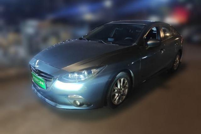 Used Mazda 3 Axela 2016 Sedan 1.5L Manual Luxury Model