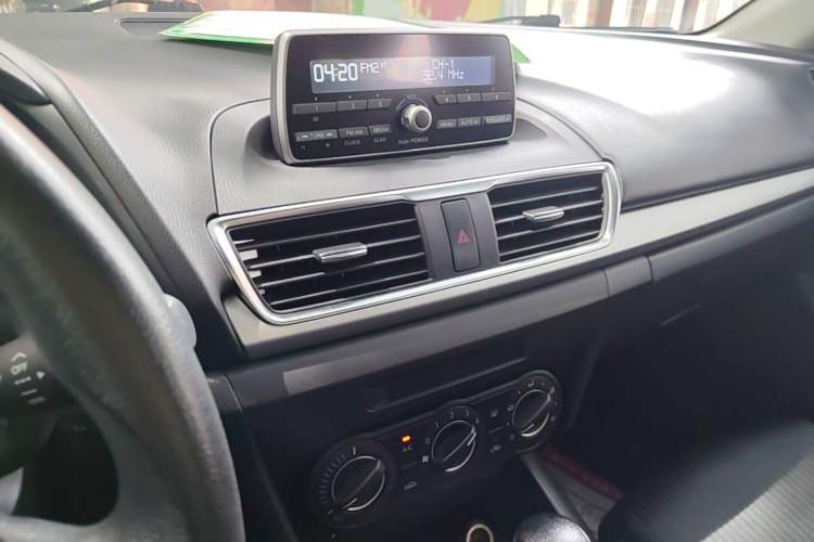 Used Mazda 3 Axela 2016 Sedan 1.5L Automatic Comfort Model Audio And AC Panel