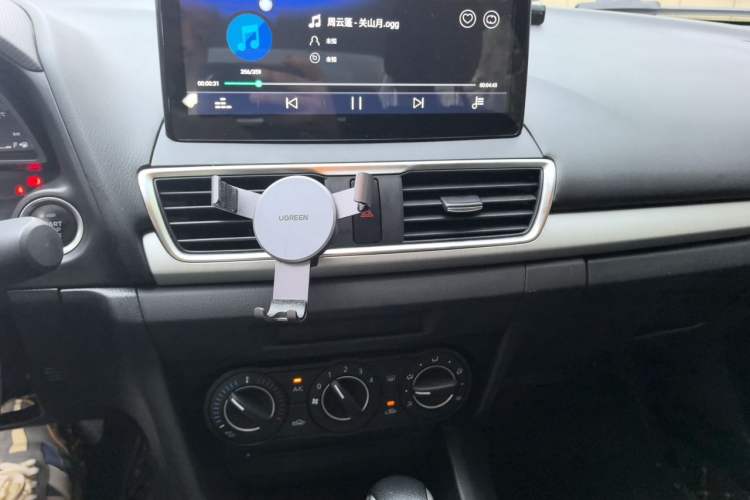 Used Mazda 3 Axela 2016 Sedan 1.5L Automatic Comfort Model Audio And AC Panel