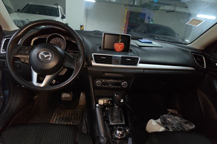 Used Mazda 3 Axela 2016 Sedan 1.5L Automatic Luxury Model Center Console