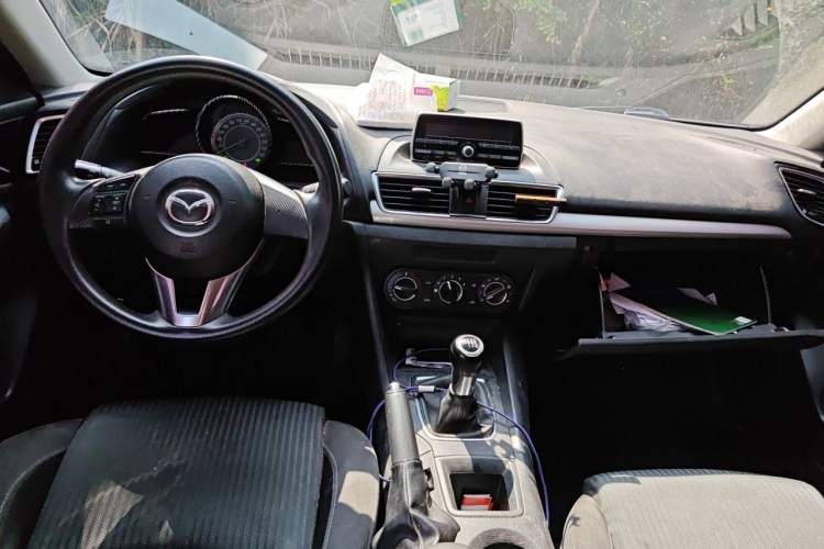 Used Mazda 3 Axela 2016 Sedan 1.5L Manual Comfort Model Center Console