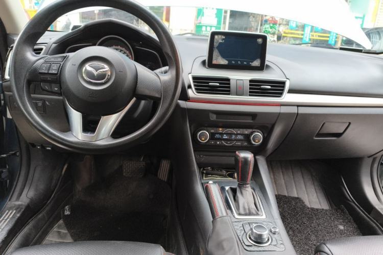 Used Mazda 3 Axela 2016 Sedan 1.5L Automatic Luxury Model Center Console