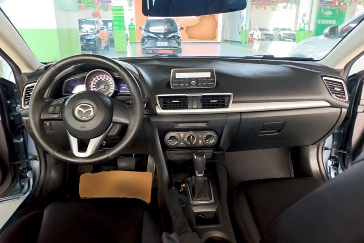 Used Mazda 3 Axela 2016 Sedan 1.5L Automatic Comfort Model Center Console
