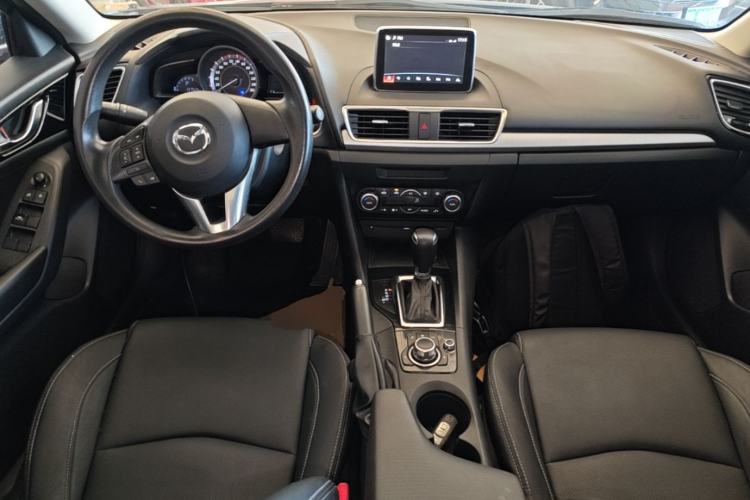 Used Mazda 3 Axela 2016 Sedan 1.5L Automatic Luxury Model Center Console