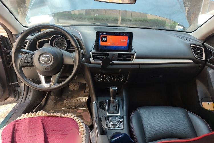Used Mazda 3 Axela 2016 Hatchback 1.5L Automatic Comfort Model Center Console