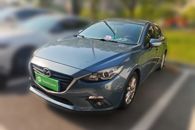 Used Mazda 3 Axela 2016 Sedan 1.5L Manual Luxury Model