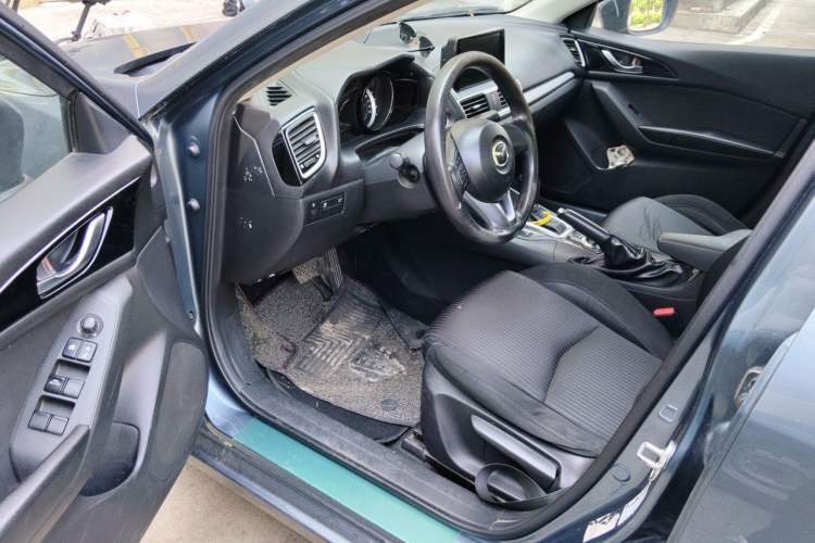 Used Mazda 3 Axela 2016 Sedan 1.5L Automatic Comfort Model Driver Seat