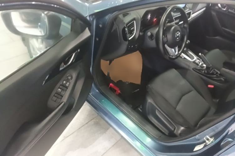 Used Mazda 3 Axela 2016 Sedan 1.5L Automatic Comfort Model Driver Seat