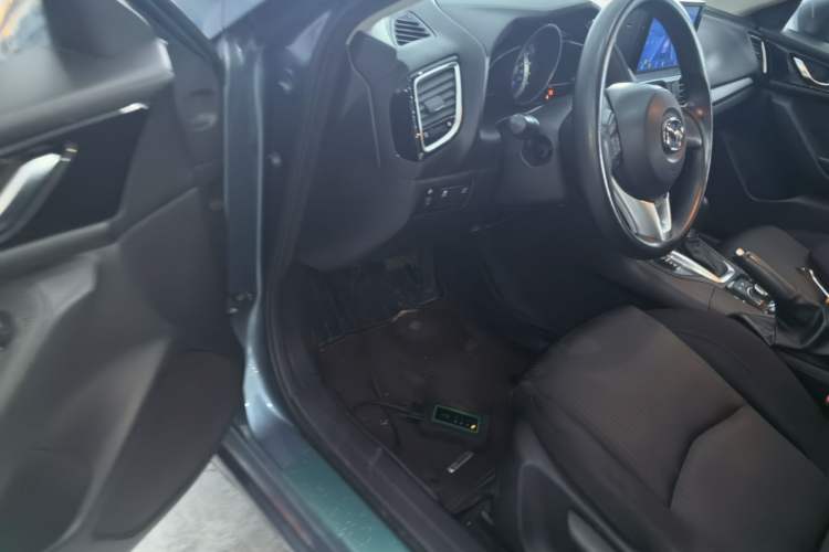 Used Mazda 3 Axela 2016 Sedan 1.5L Automatic Comfort Model Driver Seat