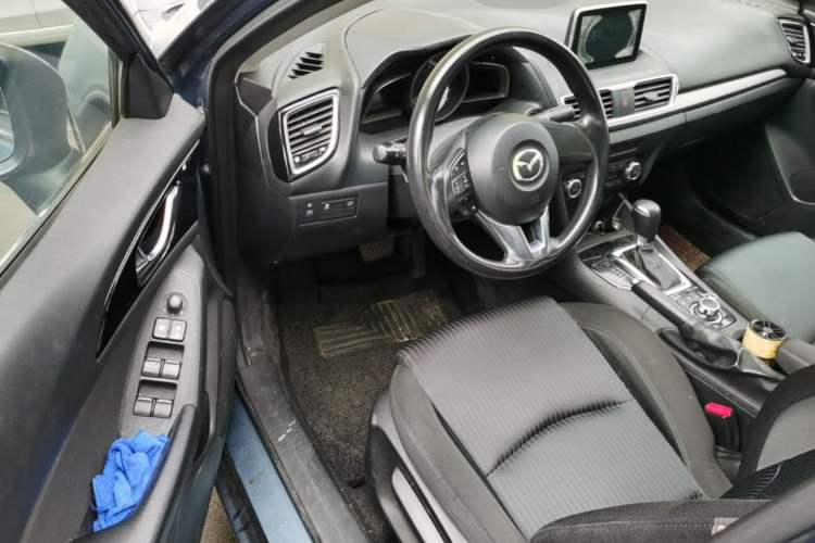 Used Mazda 3 Axela 2016 Sedan 1.5L Automatic Luxury Model Driver Seat