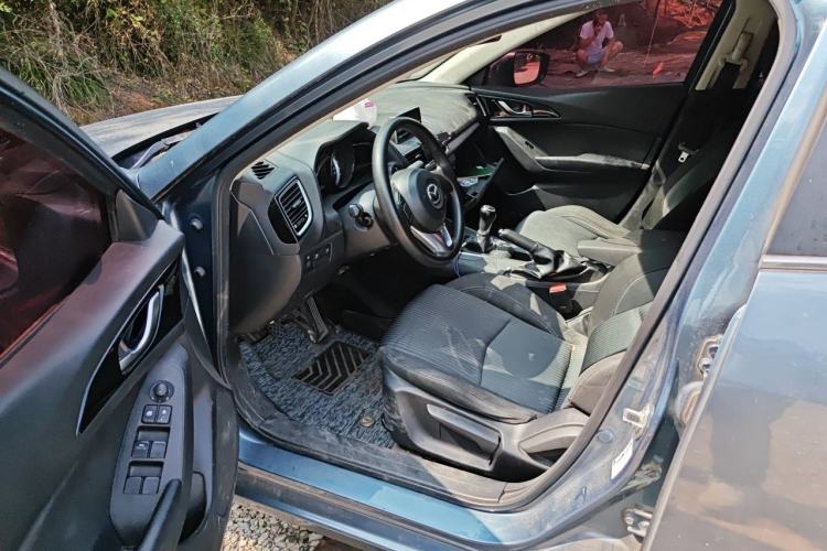 Used Mazda 3 Axela 2016 Sedan 1.5L Manual Comfort Model Driver Seat