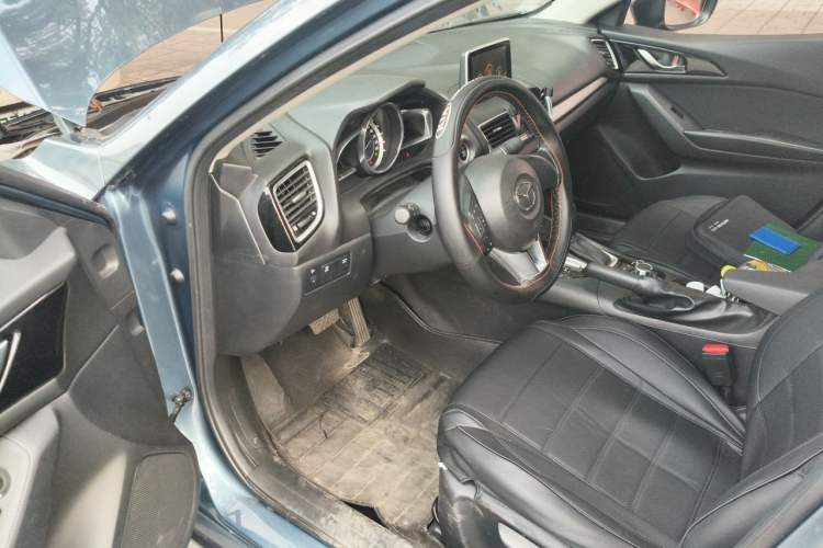 Used Mazda 3 Axela 2016 Sedan 1.5L Automatic Luxury Model Driver Seat
