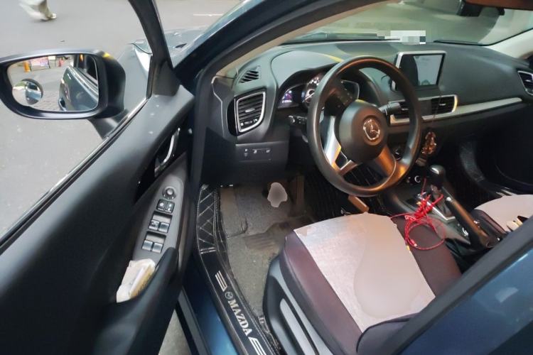 Used Mazda 3 Axela 2016 Sedan 1.5L Automatic Comfort Model Driver Seat