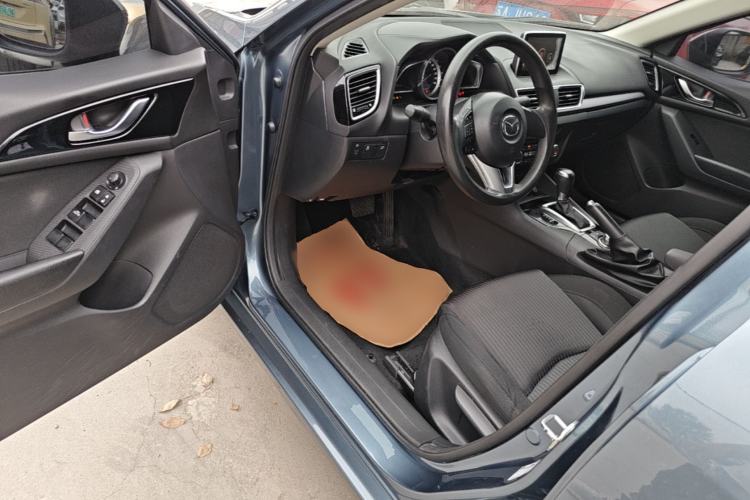 Used Mazda 3 Axela 2016 Sedan 1.5L Automatic Luxury Model Driver Seat